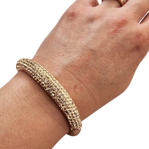 Vintage Joan Boyce Champagne Peach Rhinestone Rose Gold Clamper Bangle Bracelet - Picture 3 of 12